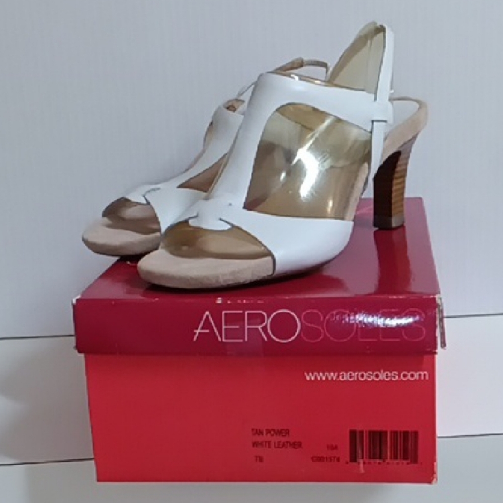 AEROSOLES White Leather Slingback Heels